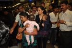Sanjay Dutt snapped with Manyata & Kids in Airport, Mumbai on 3rd Aug 2011 (9).JPG